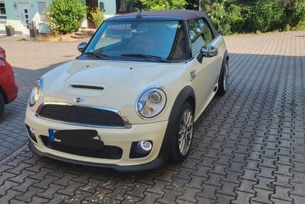 Mini Cooper S Cabrio 112.700 km 7.890 &euro; Gau-Algesheim 55435