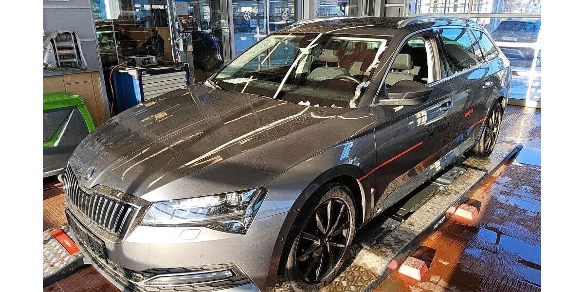 Skoda Superb 134.000 km 22.970 &euro; Helmstedt 38350