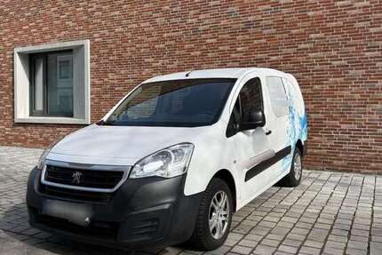 Peugeot Partner 147.000 km 7.400 &euro; Unterföhring 85774