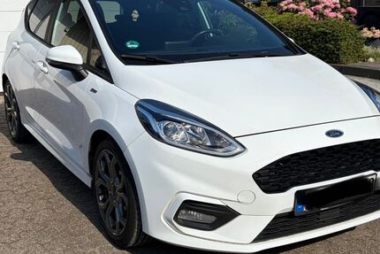 Ford Fiesta 130.000 km 8.400 &euro; Wesel 46483