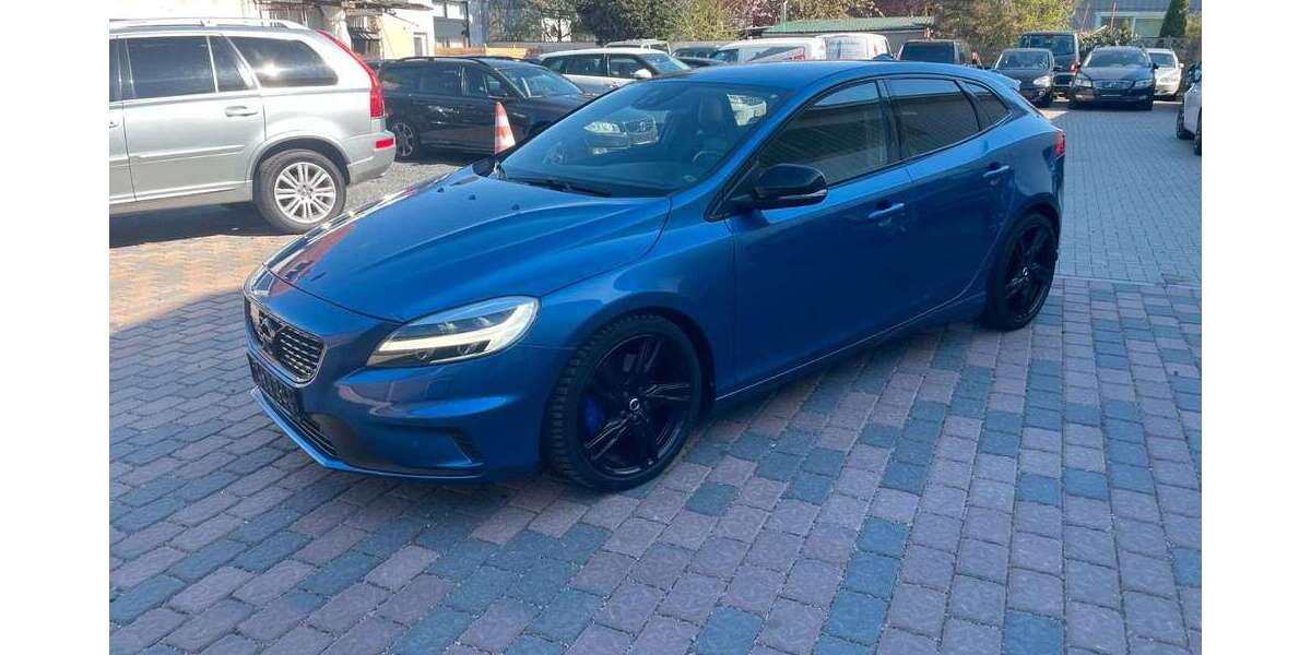 Volvo V40 84.617 km 15.980 &euro; Barsbuettel 22885