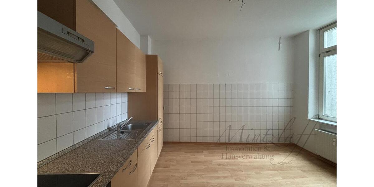 Etagenwohnung Stendal - 2 Zimmer, 82 m&sup2;, 574&euro; | Angebot:26386074