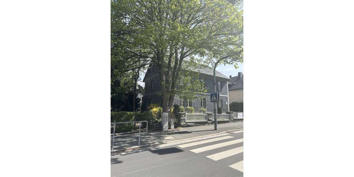 Einfamilienhaus Sonneberg - 11 Zimmer, 320 m&sup2;, 295.000&euro; | Angebot:26483298