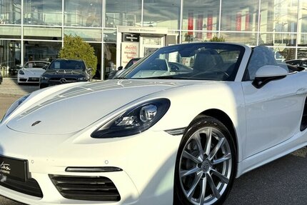 Porsche 718 Boxster SPORT-AUSPUFFANLAGE/NAVI/PDC/1.HAND 9.990 km 57.900 € Villingen-Schwenningen 78054