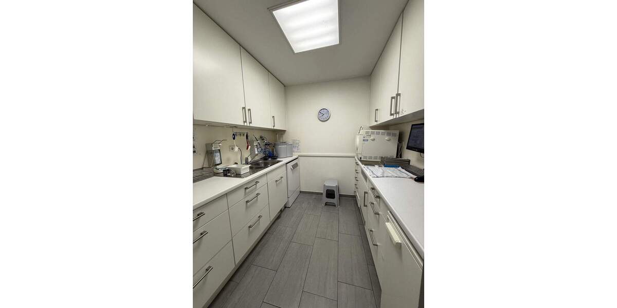 Gut vermietete Zahnarztpraxis in Aulendorf zimmer