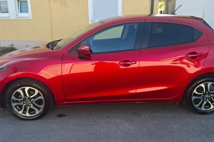 Mazda 2 20.682 km 8.699 &euro; Dietersheim (Bei Eching) 85386