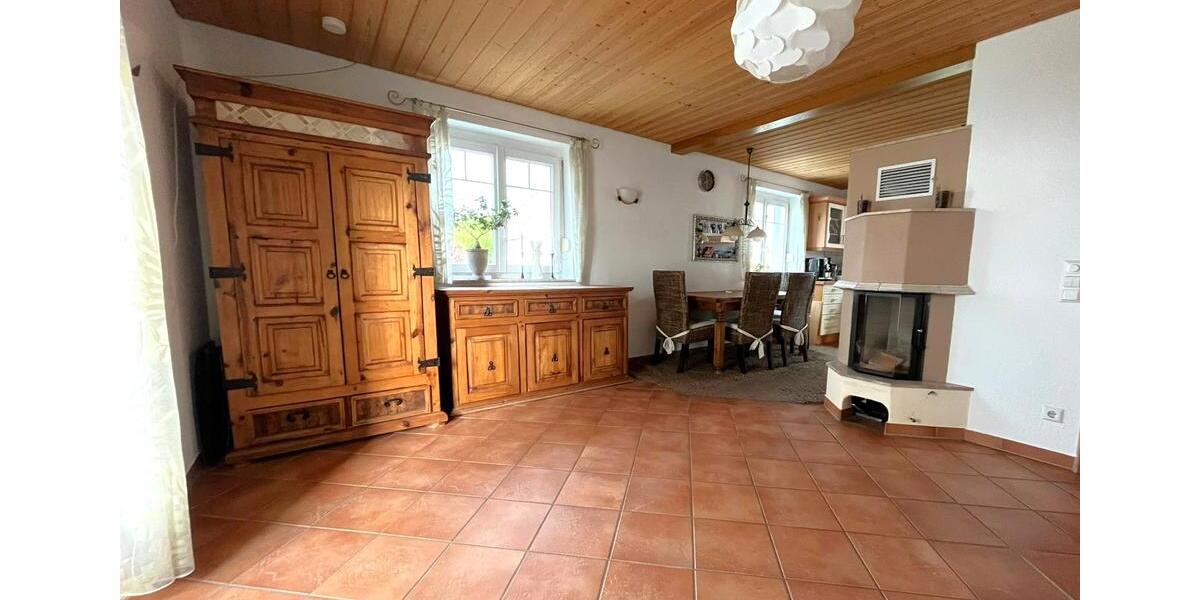 Einfamilienhaus Achstetten - 4.5 Zimmer, 100 m&sup2;, 1.350&euro; | Angebot:26146373