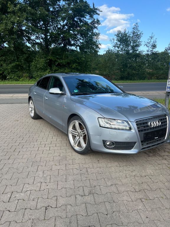 Audi A5 221.754 km 9.500 € Oldenburg 26127