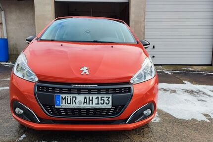 Peugeot 208 96.000 km 5.550 &euro; Röbel 17207