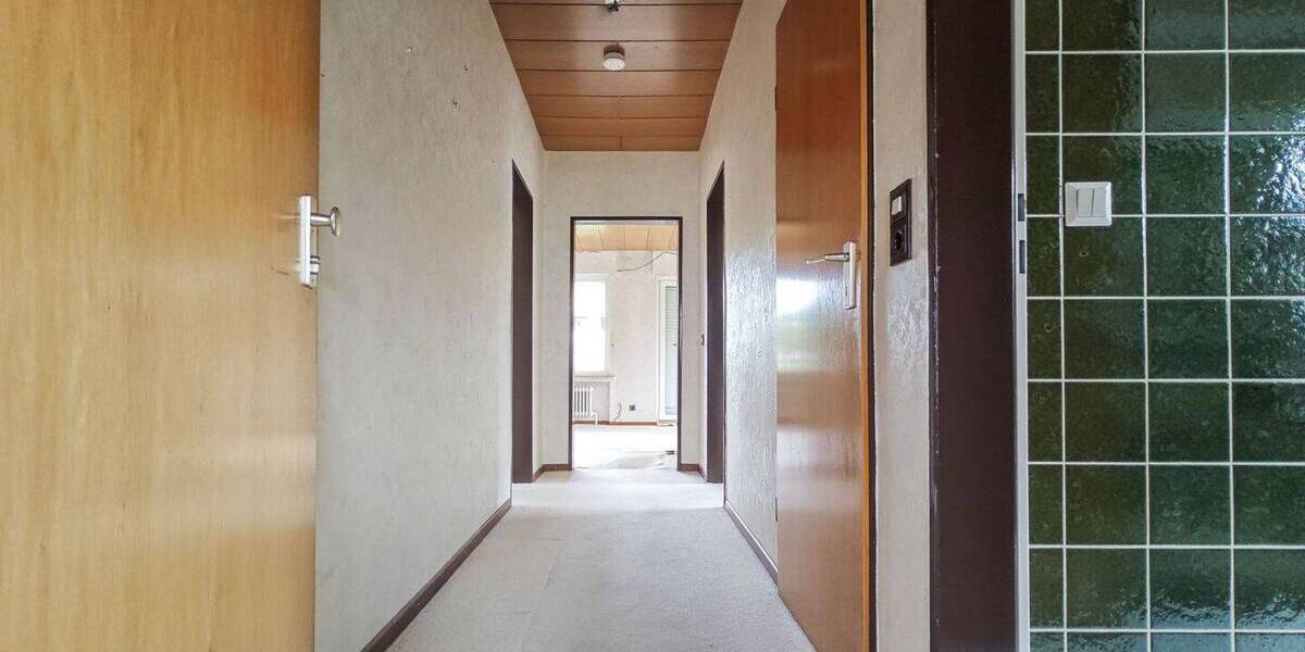 Mehrfamilienhaus, Wohnhaus Bremen Burg-Grambke - 6 Zimmer, 143 m&sup2;, 376.000&euro; | Angebot:26820353