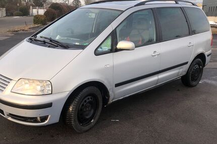 VW Sharan 281.425 km 1.550 &euro; Hohenroth 97618