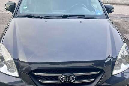Kia Carens 250.000 km 4.100 &euro; neumarkt 84494