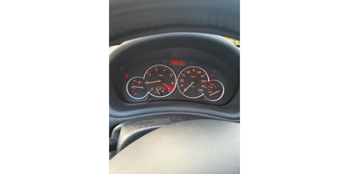 Peugeot 206 96.500 km 2.333 &euro; Bad Grund 37539