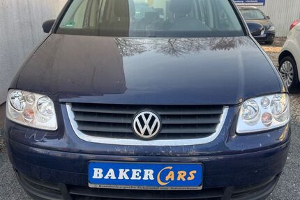 VW Touran 249.000 km 2.490 &euro; Berlin 12307