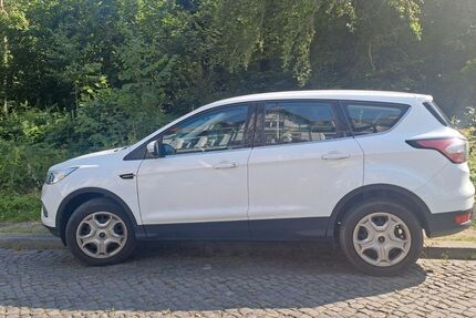 Ford Kuga 131.788 km 8.990 &euro; Hannover 30629