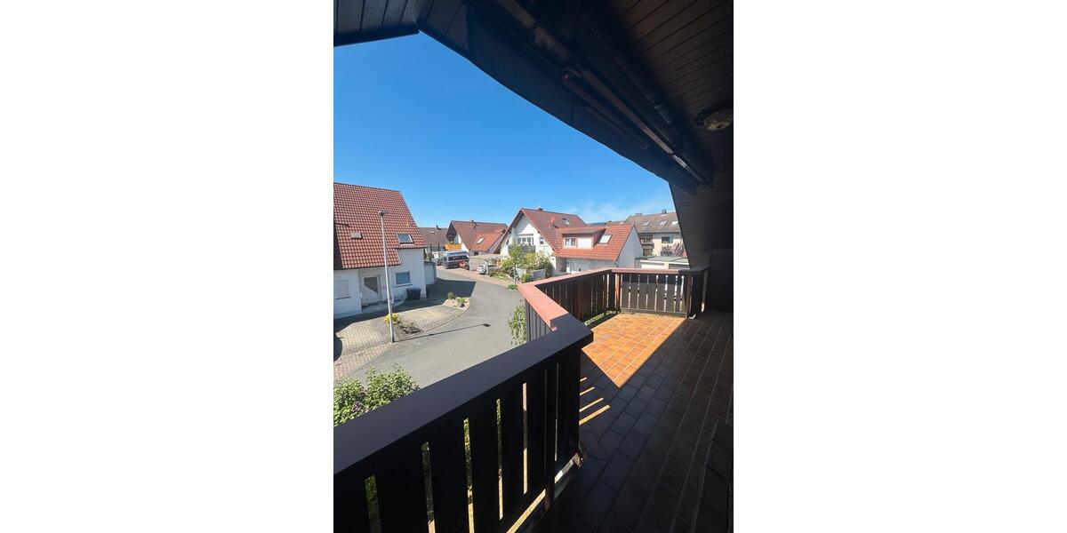 Dachgeschoßwohnung Niedernberg - 3 Zimmer, 64 m&sup2;, 750&euro; | Angebot:26351870