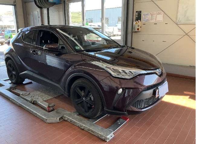 Toyota C-HR 27.304 km 24.980 &euro; Helgoland 27498