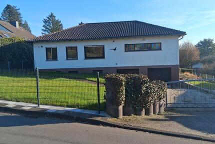 Haus Hamm (Sieg) - 6 Zimmer, 160 m&sup2;, 1.300&euro; | Angebot:25589605