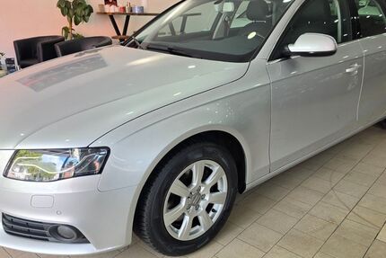 Audi A4 114.858 km 8.500 &euro; Recklinghausen 45661
