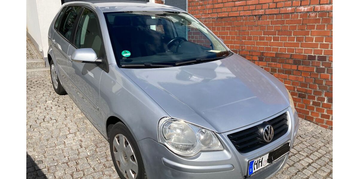 VW Polo 121.378 km 2.500 &euro; Hamburg 22587