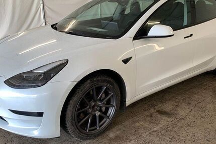 Tesla Model 3 60.000 km 24.450 &euro; Steinbach-Hallenberg OT Herges-Hallenberg 98587