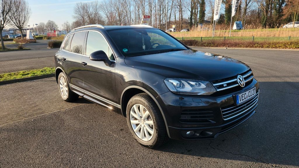 VW Touareg 232.800 km 14.750 &euro; Vechta 49377