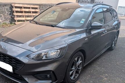 Ford Focus 105.000 km 14.599 &euro; Hungen 35410