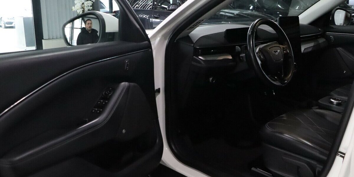 Ford Mustang Mach-E BANG & OLUFSEN / VIRTUAL COCKPIT 75.000 km 23.991 &euro; Hamm 59077