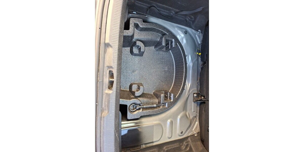 Peugeot 207 218.925 km 2.000 &euro; Gifhorn 38518