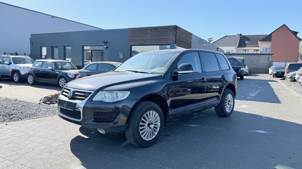 VW Touareg 283.206 km 2.400 &euro; Übach Palenberg 52531