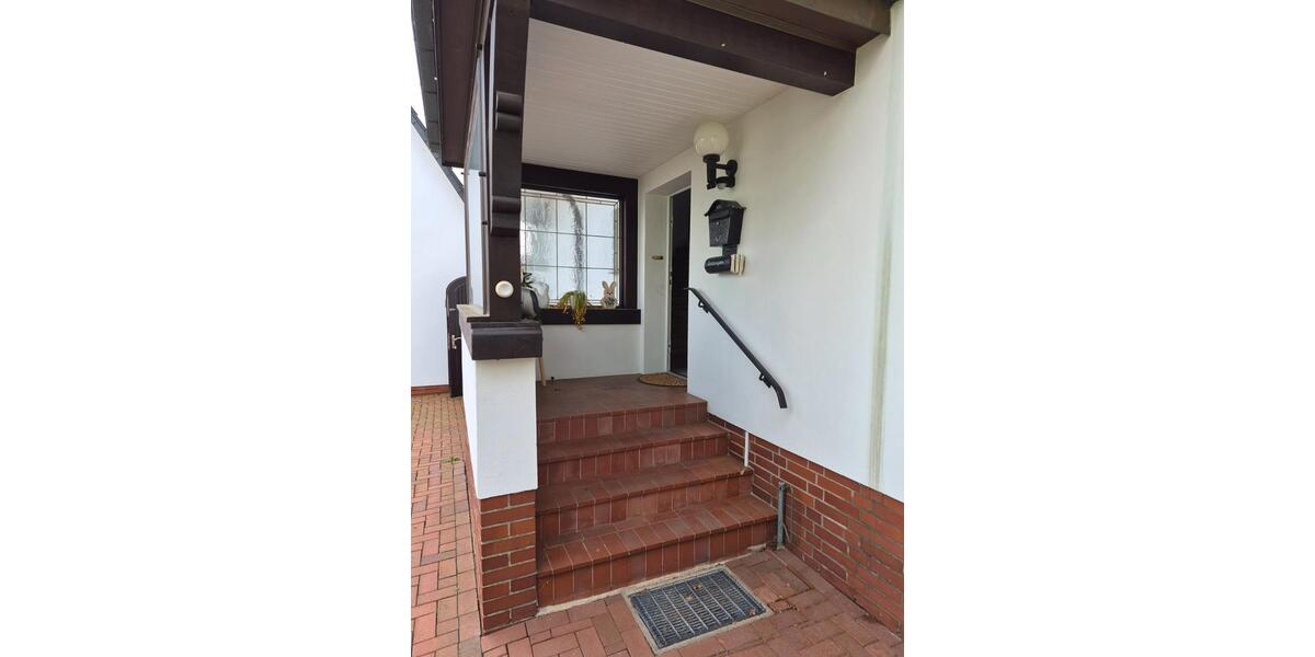 Einfamilienhaus Bad Zwischenahn - 7 Zimmer, 150 m&sup2;, 385.000&euro; | Angebot:26781575