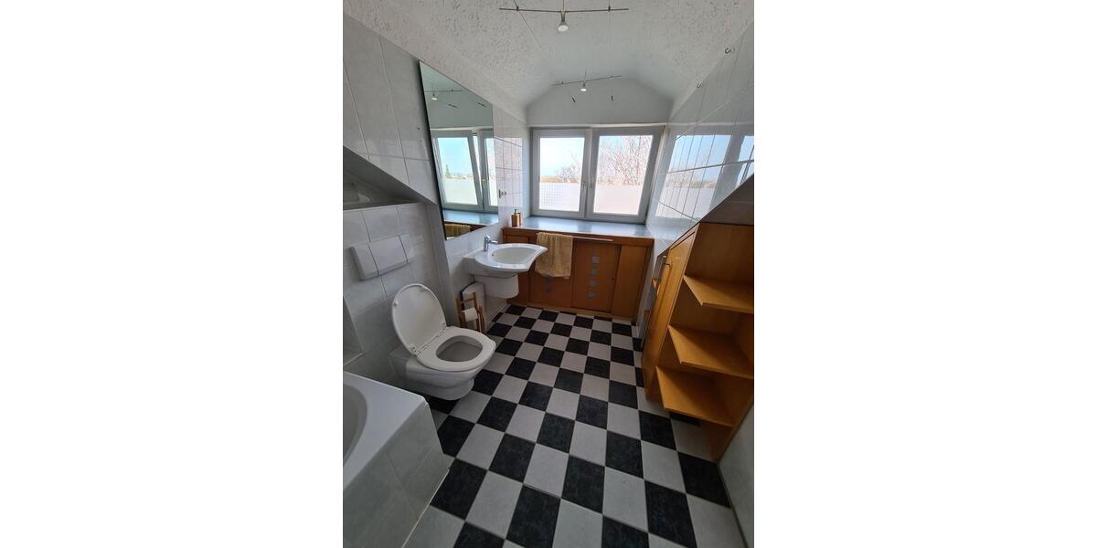 Dachgeschoßwohnung Limburg an der Lahn Linter - 2 Zimmer, 63 m&sup2;, 144.000&euro; | Angebot:27148174