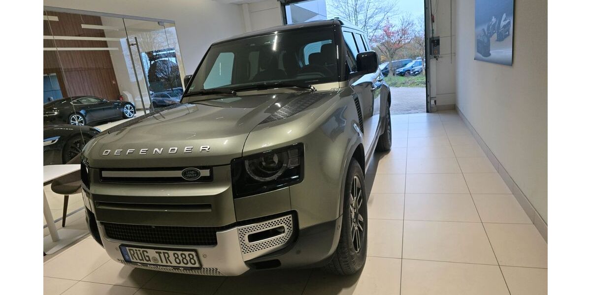 Land Rover Defender 98.900 km 52.700 &euro; Mönchgut 18586