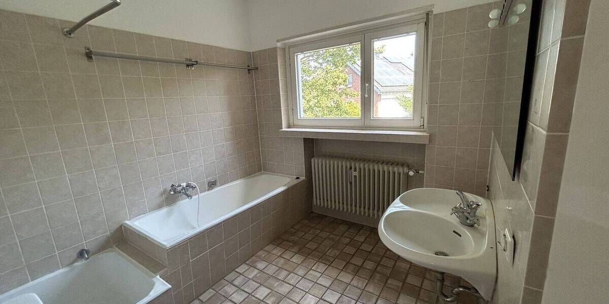 Liebhaber aufgepasst! *Herrschaftliches Zweifamilienhaus an der Piusallee* 6 zimmer