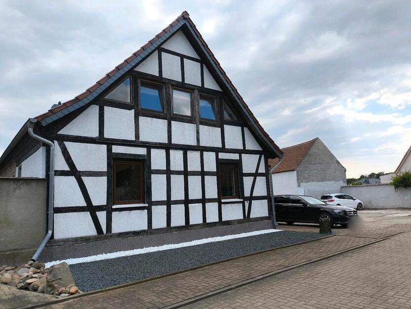 Großes Mehrfamilienhaus!