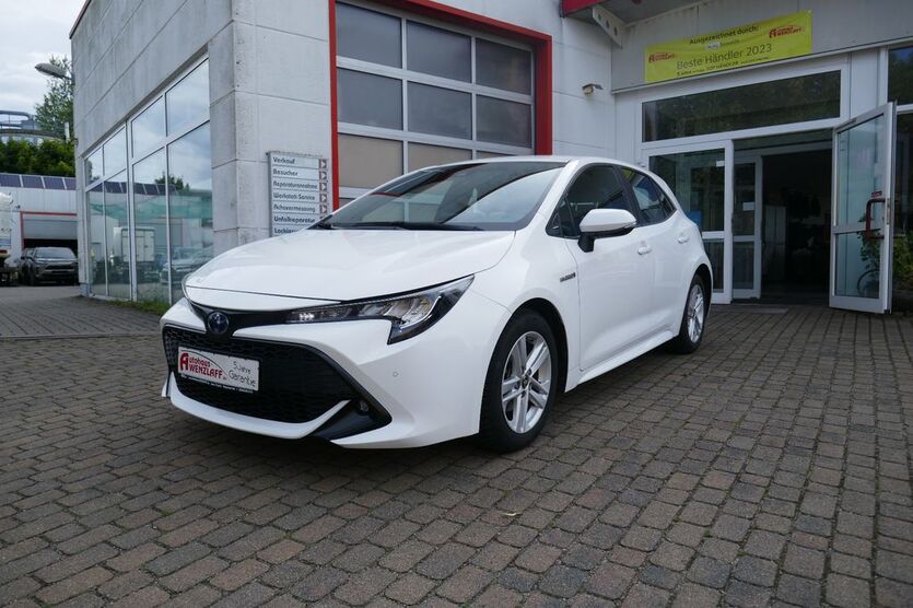Toyota Corolla 22.651 km 21.900 € Dahlwitz Hoppegarten 15366