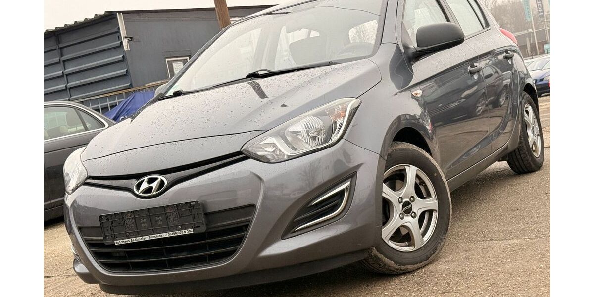 Hyundai i20 154.000 km 3.799 &euro; Obertraubling 93083