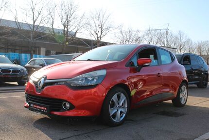 Renault Clio 99.000 km 5.990 &euro; München 81243