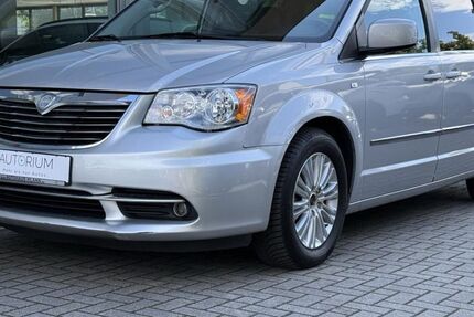 Lancia Voyager 211.040 km 5.980 &euro; Berlin 13127