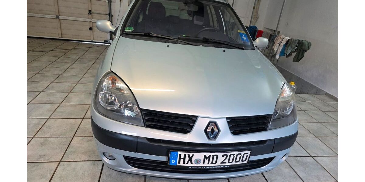 Renault Clio 101.326 km 2.200 &euro; Willebadessen 34439