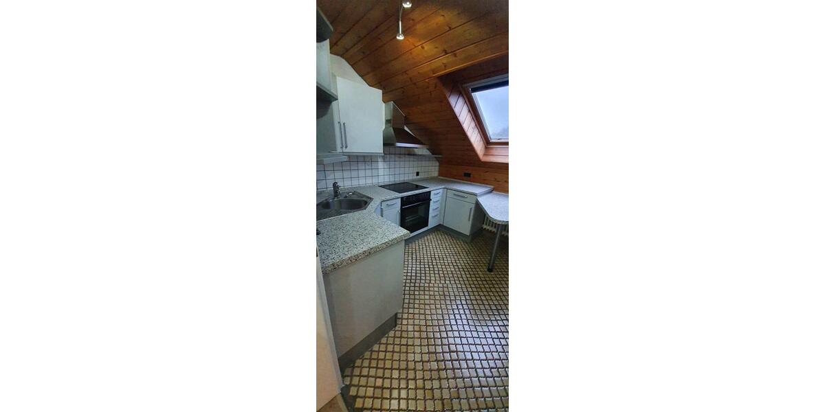 Dachgeschoßwohnung Steinheim an der Murr - 2.5 Zimmer, 55 m&sup2;, 185.000&euro; | Angebot:26837404