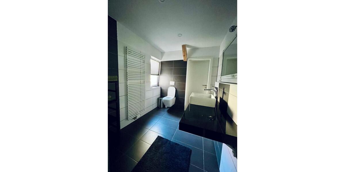 Etagenwohnung Waltershausen - 3 Zimmer, 110 m&sup2;, 850&euro; | Angebot:25961339