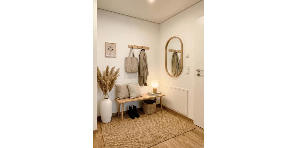 Dachgeschoßwohnung Sennfeld - 4 Zimmer, 88 m&sup2;, 1.100&euro; | Angebot:26385686