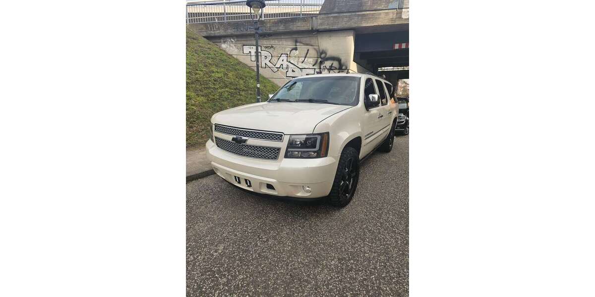 Chevrolet Suburban 260.753 km 19.999 &euro; Potsdam 14480