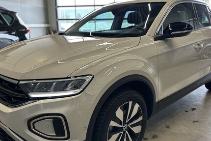 VW T-Roc 25.592 km 28.900 € Memmingen 87700