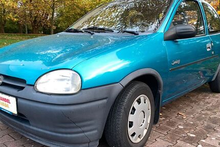 Opel Corsa 80.000 km 999 &euro; Treben 04617