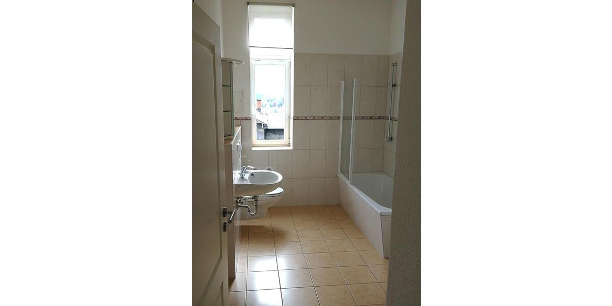 Erdgeschoßwohnung Friedrichroda - 3 Zimmer, 108 m&sup2;, 930&euro; | Angebot:25975037