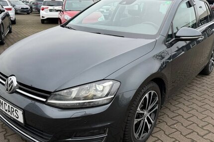 VW Golf 1.4 TSI DSG 150PS R-Line Sport/DCC-Fahrwerk 138.487 km 13.499 &euro; Frankfurt 60386