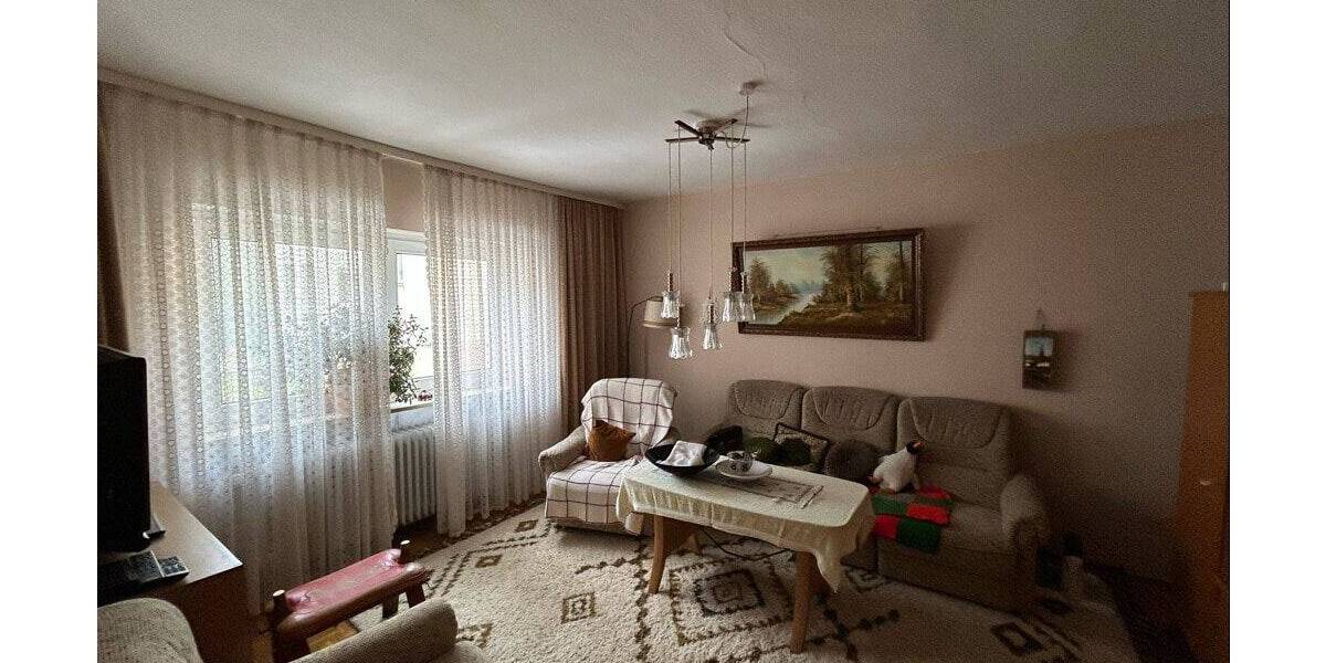 Einfamilienhaus Wassertrüdingen - 7 Zimmer, 180 m&sup2;, 215.000&euro; | Angebot:26858858