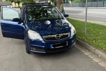 Opel Zafira 180.100 km 3.500 &euro; Coburg 96450